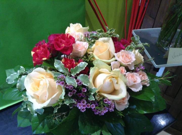 Composition florale classique Massy