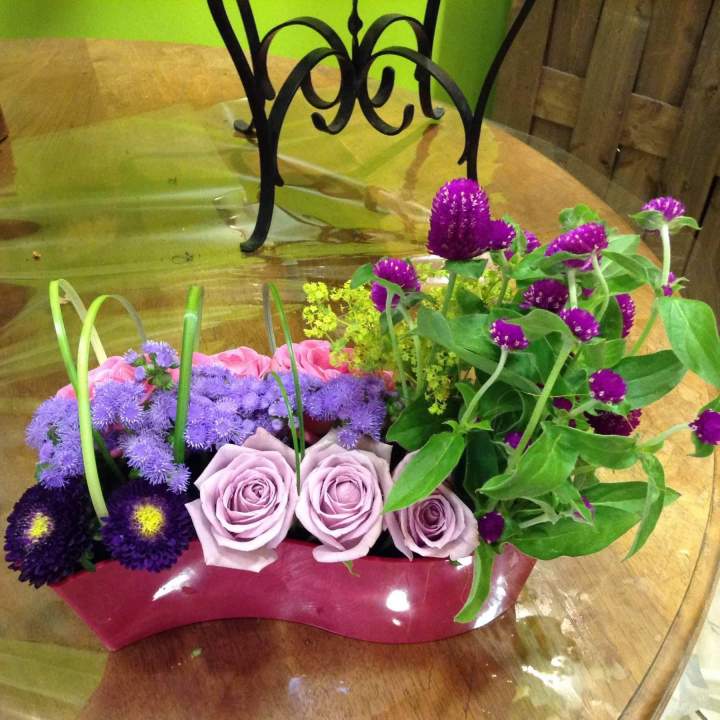 Bouquets d'anniversaire éclatants de joie